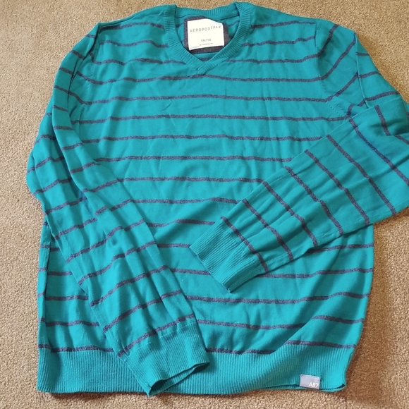 "V" Neck, Wool Blend Sweater from AEROPOSTALE - Picture 1 of 9